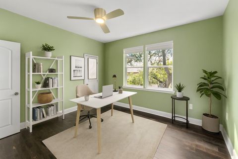 Tiny photo for 2311 Santa Rita ST, Austin, TX 78702 (MLS # 7905150)