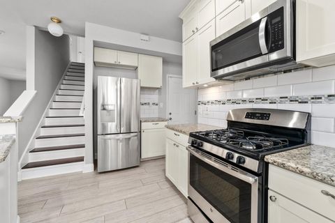 Tiny photo for 2311 Santa Rita ST, Austin, TX 78702 (MLS # 7905150)