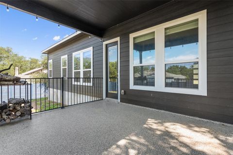 Tiny photo for 21811 Oxford DR, Lago Vista, TX 78645 (MLS # 8165477)