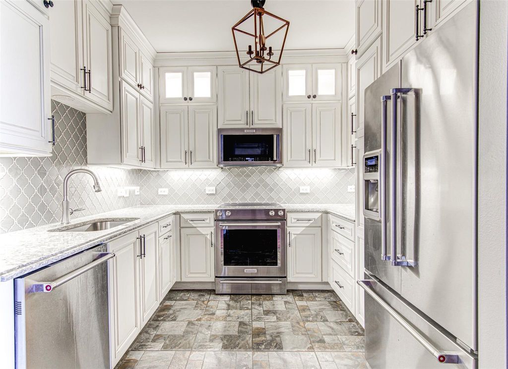 Photo of 54 Rainey ST #706, Austin, TX 78701 (MLS # 7656455)
