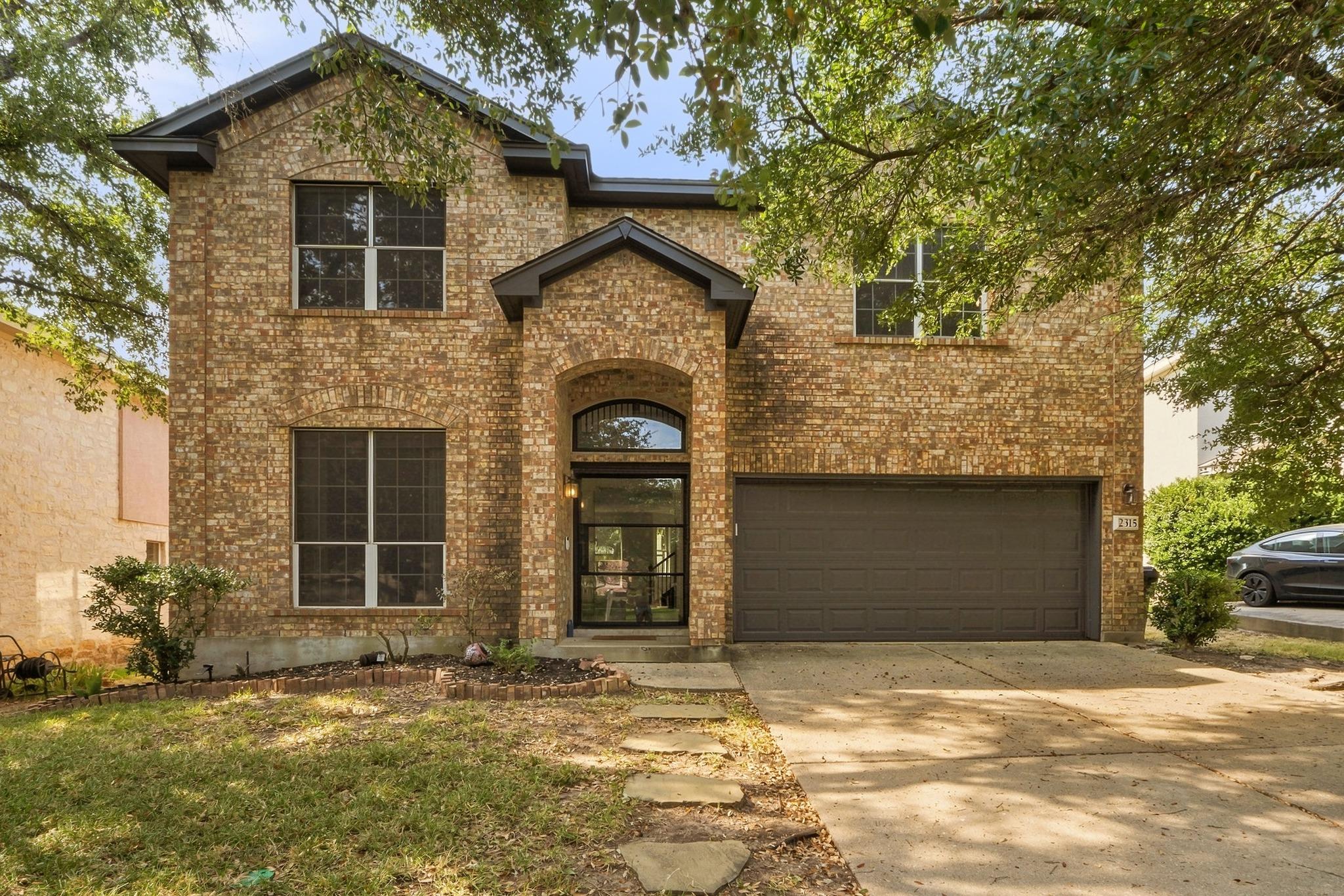 2315 Arnie LN