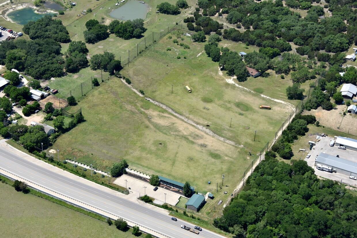 3000 W Highway 290 Highway