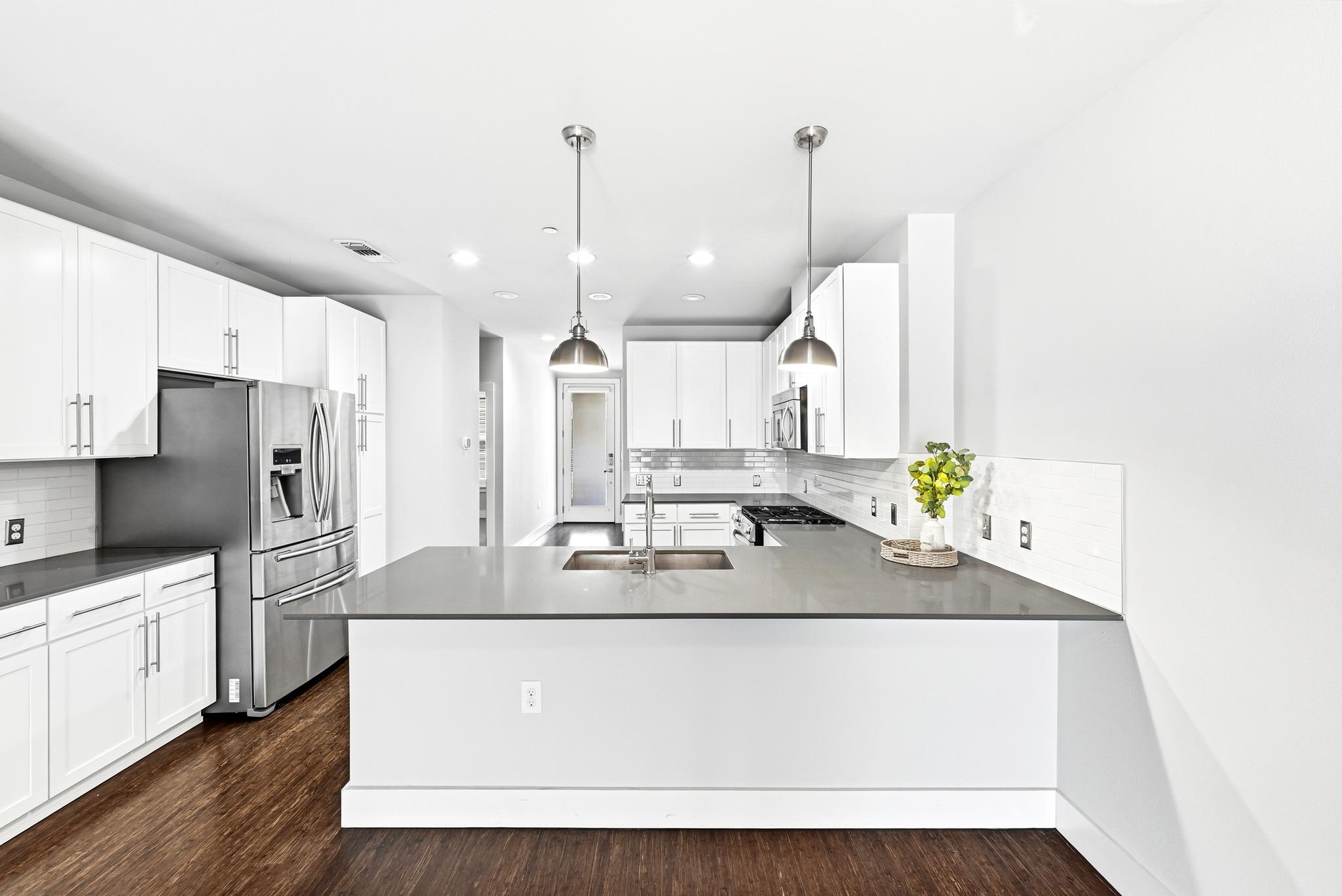 2801 Dulce LN 722