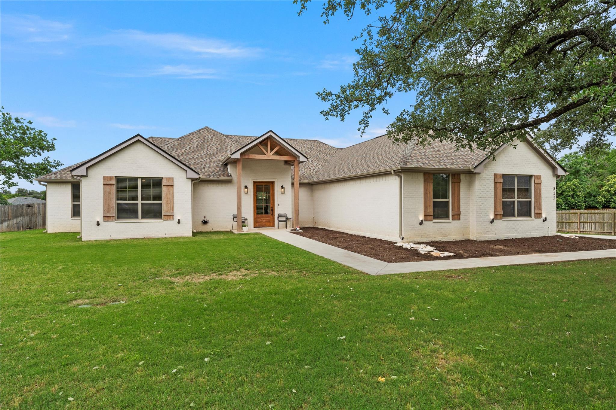 332 Claremont DR
