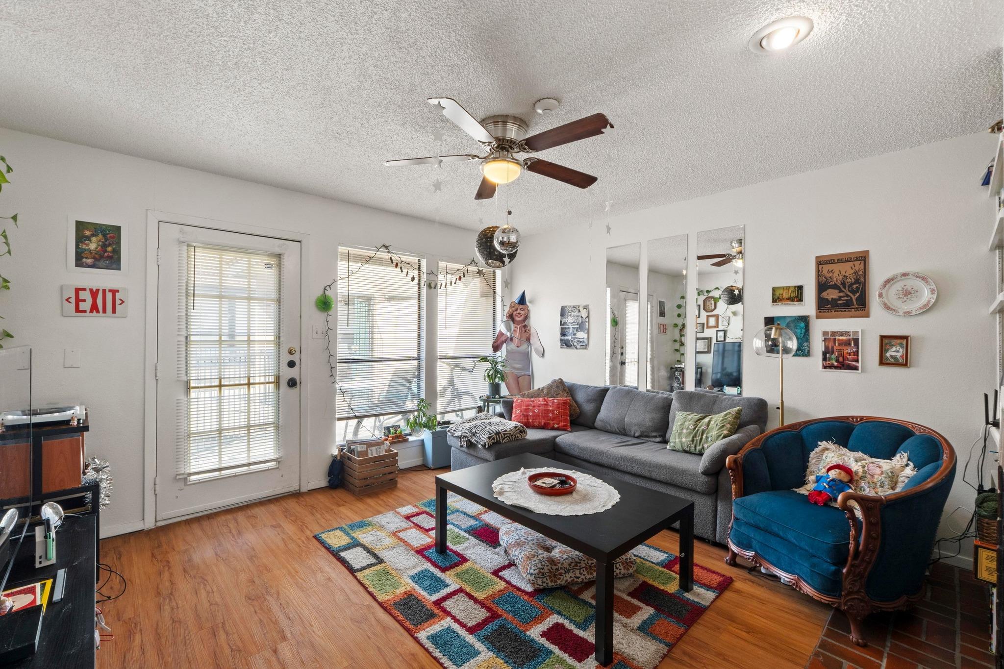 2110 Rio Grande ST 303