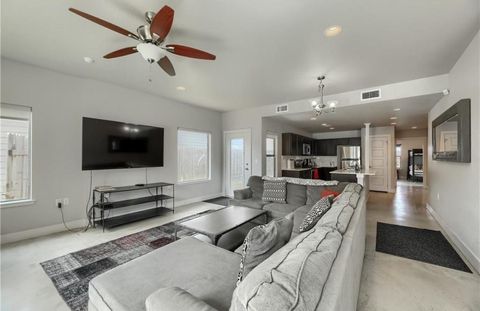 Tiny photo for 1302 E 3rd ST, Austin, TX 78702 (MLS # 6932143)