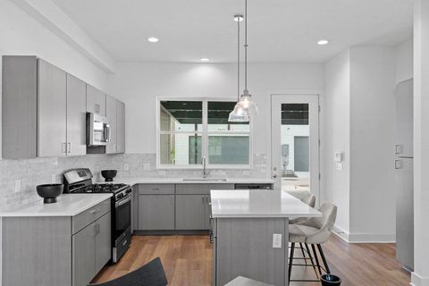Tiny photo for 2805 McCurdy ST #12, Austin, TX 78723 (MLS # 5712036)