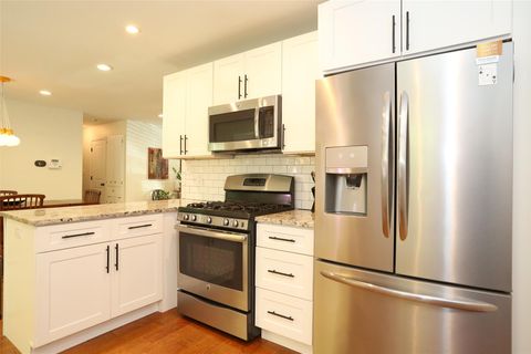 Tiny photo for 910 Emerald Wood DR, Austin, TX 78745 (MLS # 7691389)