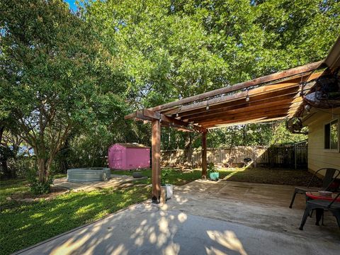 Tiny photo for 910 Emerald Wood DR, Austin, TX 78745 (MLS # 7691389)