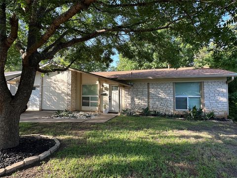 Tiny photo for 910 Emerald Wood DR, Austin, TX 78745 (MLS # 7691389)