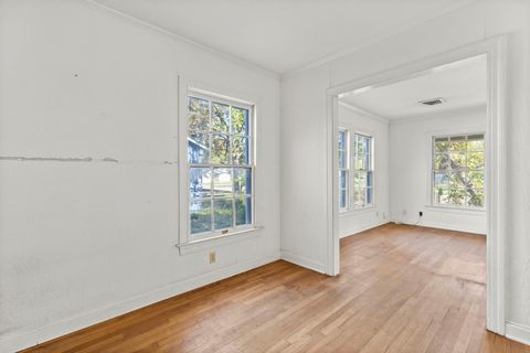 Tiny photo for 5610 Joe Sayers Ave, Austin, TX 78756 (MLS # 7493104)
