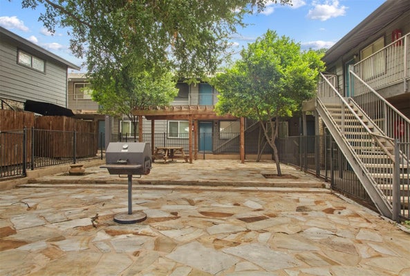 1302 PARKER LN APT 105, AUSTIN, TX 78741 - Image 9f6b60790861faac45919ff6f3dd3fbd/218391877