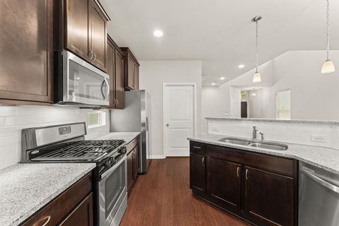 Tiny photo for 7709 Menchaca RD #5, Austin, TX 78745 (MLS # 2709081)