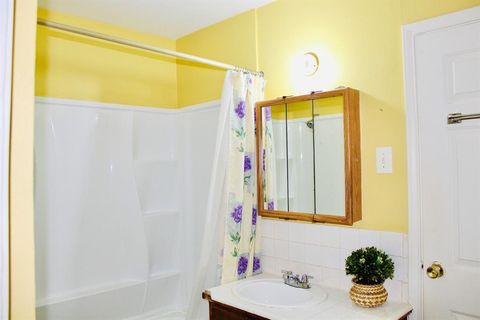 Tiny photo for 4704 Gonzales ST, Austin, TX 78702 (MLS # 8721235)