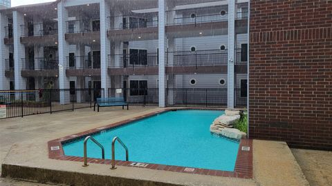 Photo of 501 W 26th ST #120, Austin, TX 78705 (MLS # 4770858)