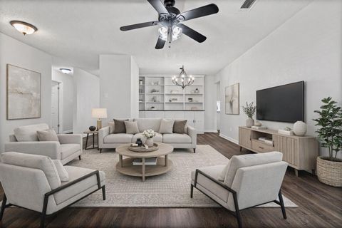 Photo of 11000 Opal TRL, Austin, TX 78750 (MLS # 1274501)