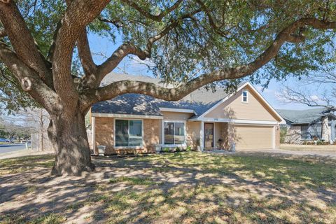 1408 Doonesbury DR Austin TX 78758