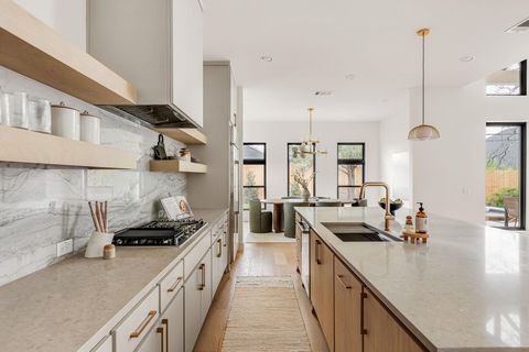 Tiny photo for 2607 Richcreek RD, Austin, TX 78757 (MLS # 1537660)