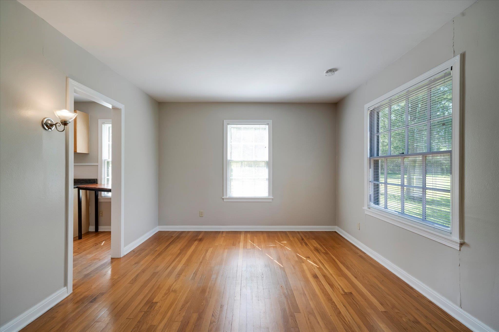 1732 Watterson RD