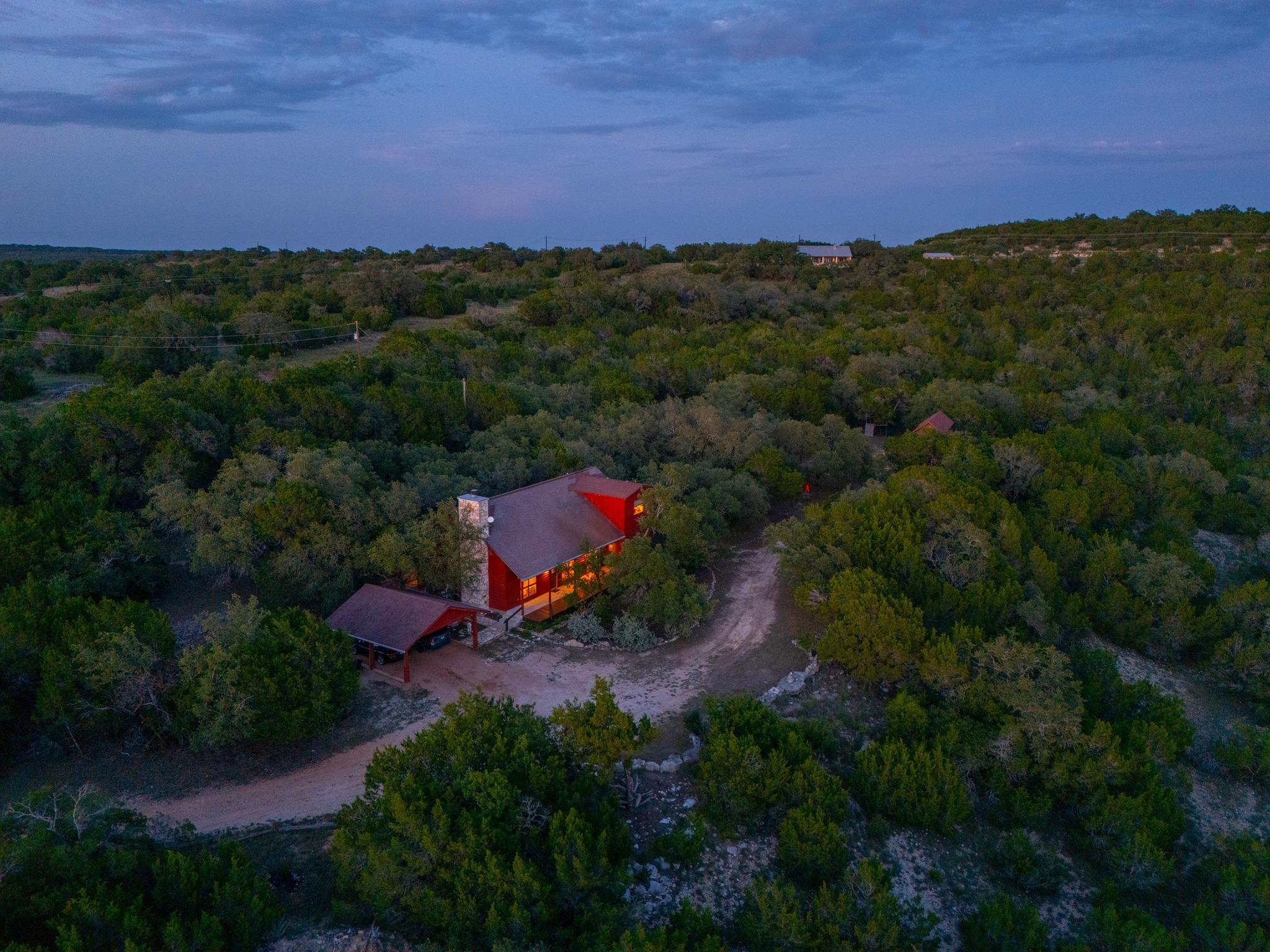 401 Madrone Canyon DR