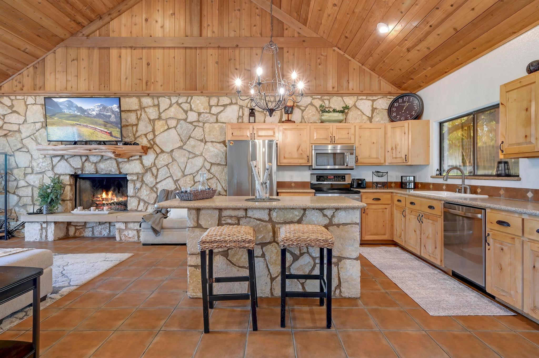 401 Madrone Canyon DR
