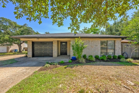 Photo of 11805 Bell Ave #A, Austin, TX 78759 (MLS # 1403248)