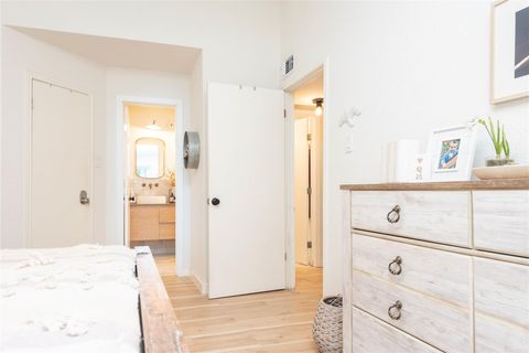 Tiny photo for 1601 Faro DR #1303, Austin, TX 78741 (MLS # 8101262)