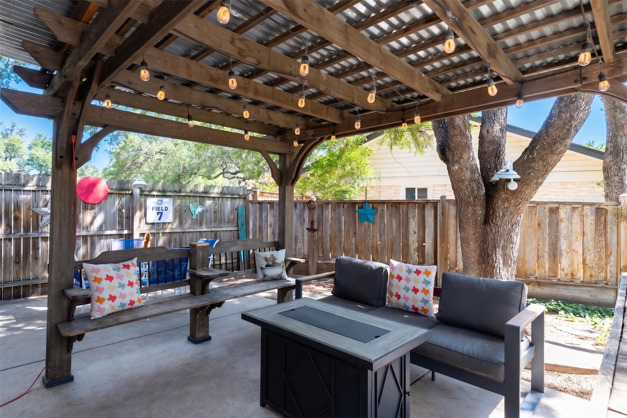 3423 Bluebonnet TRL