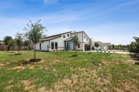 A home in Del Valle