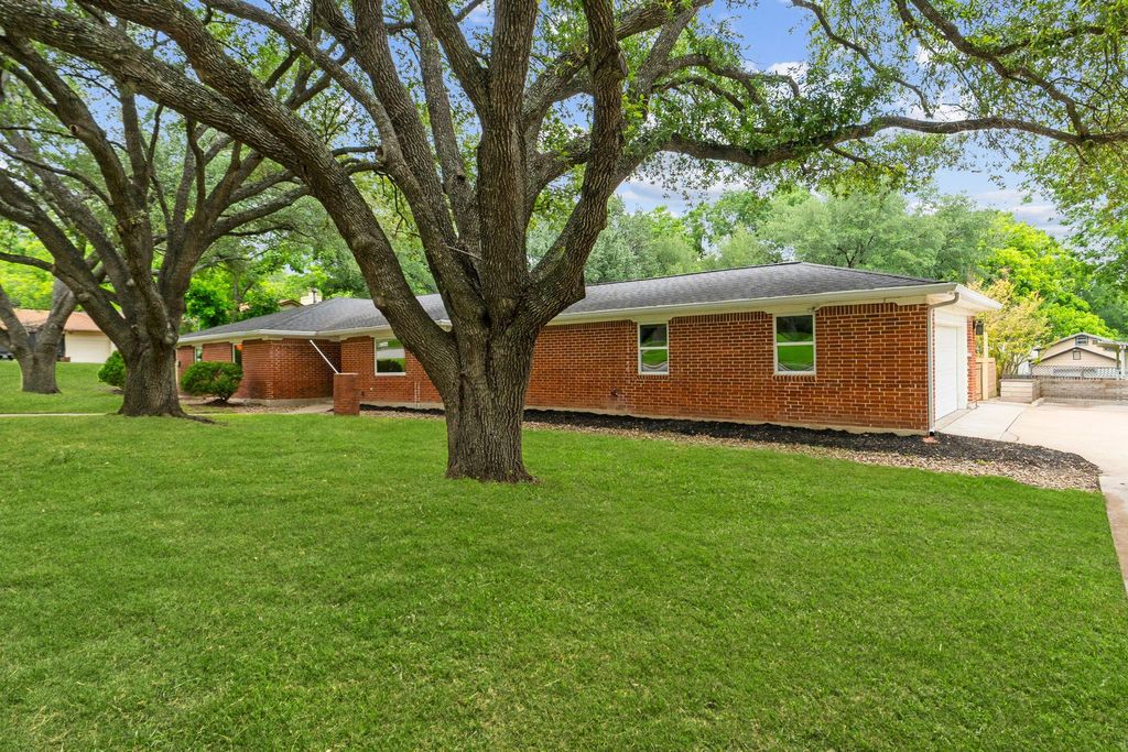 Photo of 3604 Carla DR, Austin, TX 78754 (MLS # 8765074)
