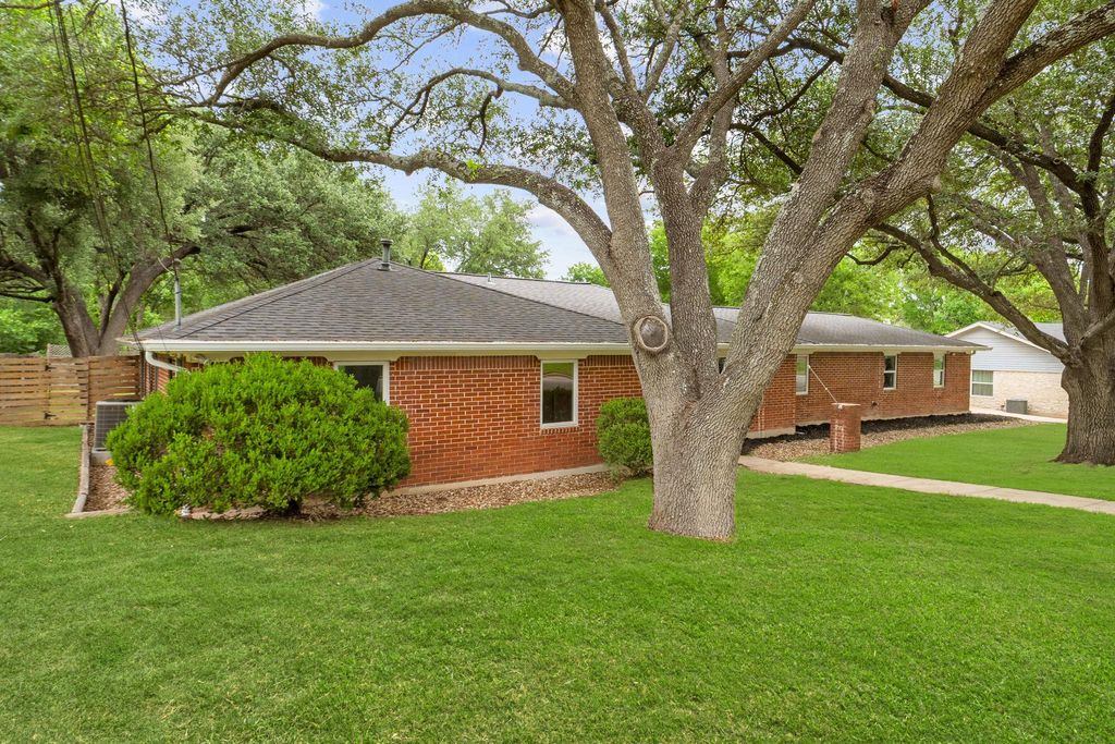 Photo of 3604 Carla DR, Austin, TX 78754 (MLS # 8765074)