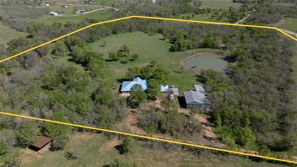 235 MESQUITE DR, CEDAR CREEK, TX 78612 - Image 9fe5bcfe47bb879726fe2afde246d521/35297053