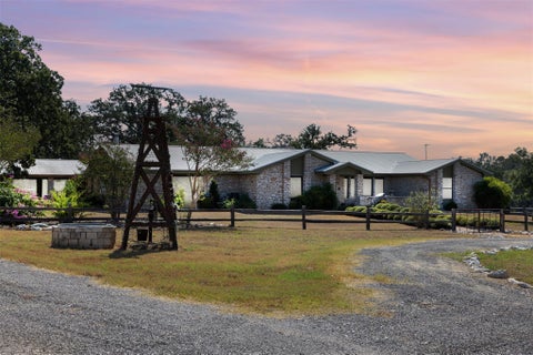 Photo of 1045 Private Road 7005, Lexington, TX 78947 (MLS # 6558887)
