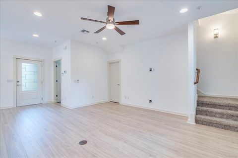 Tiny photo for 4006 Valley View RD #B, Austin, TX 78704 (MLS # 8071771)