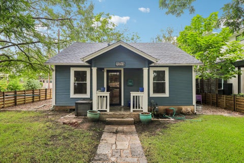 Photo of 4315 Bellvue Ave, Austin, TX 78756 (MLS # 6561249)