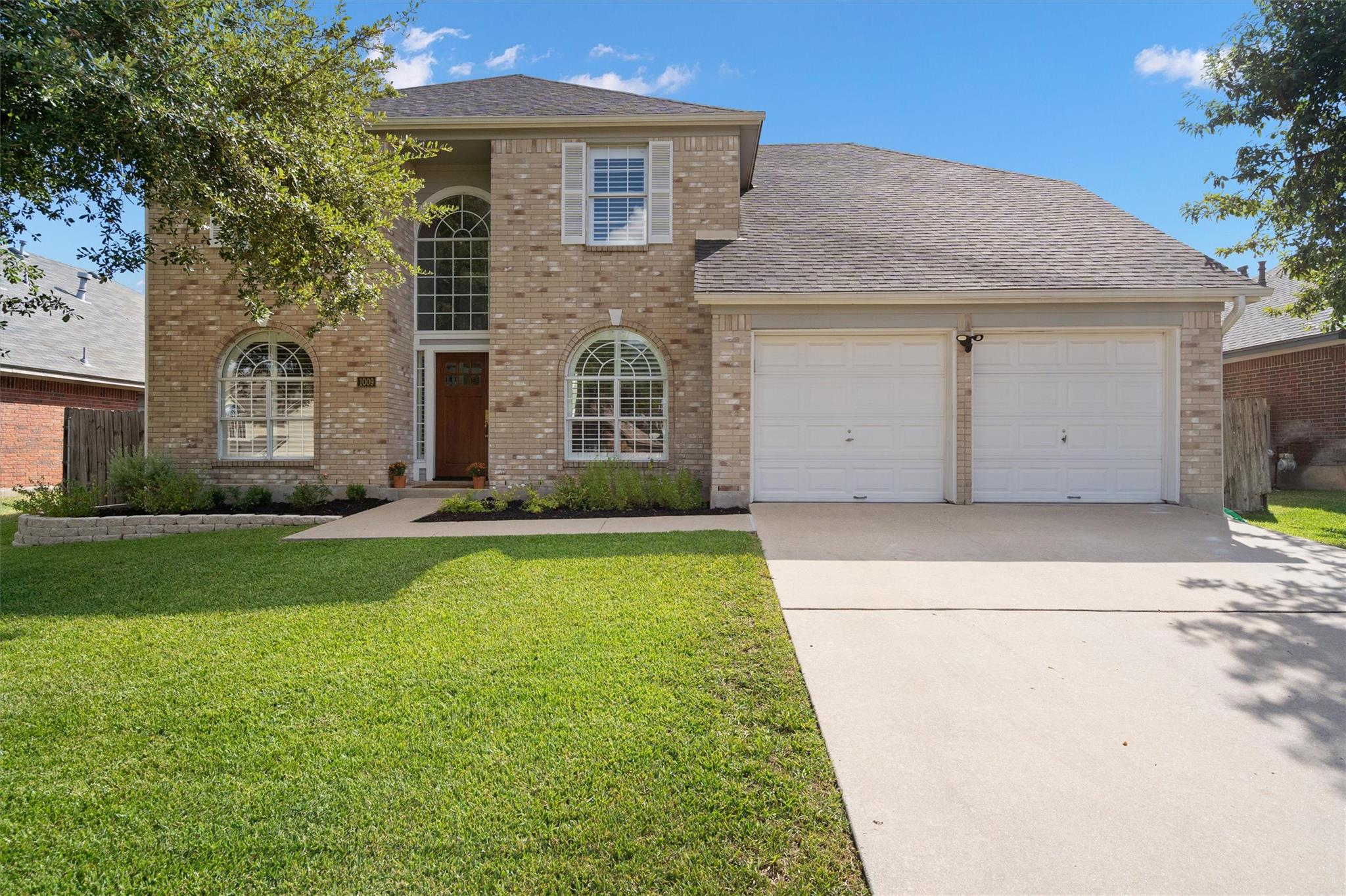 1009 Pioneer Bend DR