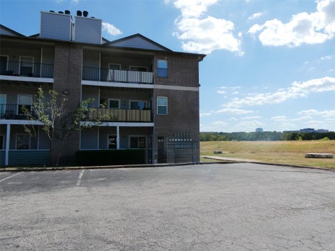 Photo of 12166 METRIC BLVD #1009, Austin, TX 78758 (MLS # 9576569)