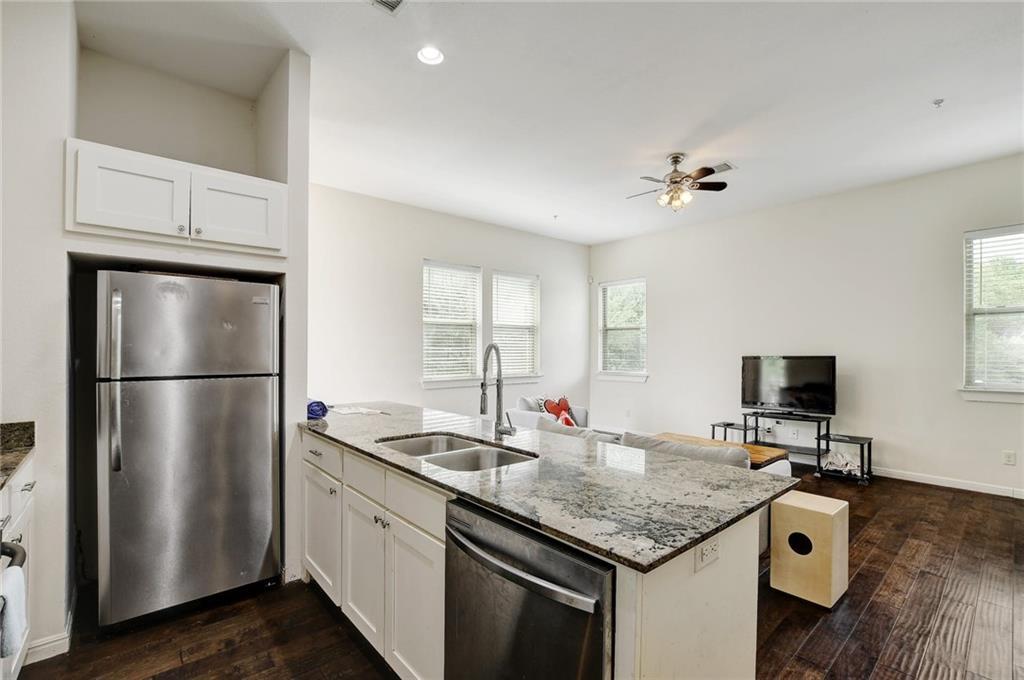 2708 San Pedro ST 301