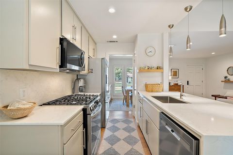 Tiny photo for 2611 Coatbridge DR, Austin, TX 78745 (MLS # 6696491)