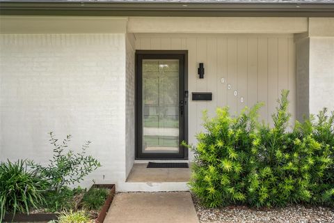 Tiny photo for 2611 Coatbridge DR, Austin, TX 78745 (MLS # 6696491)