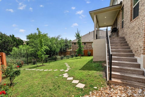 Tiny photo for 6312 Empresa DR, Austin, TX 78738 (MLS # 1949612)