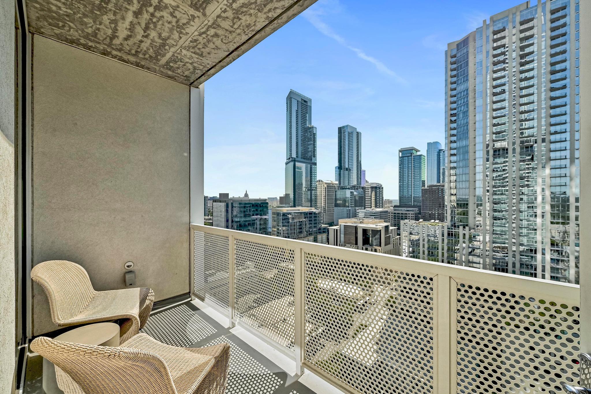301 West Ave 2105