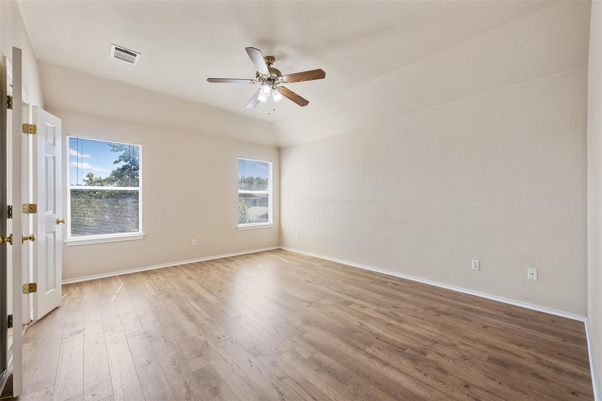 Austin, Texas 78744, United States, 3 Bedrooms Bedrooms, ,3 BathroomsBathrooms,Residential,Active,228264