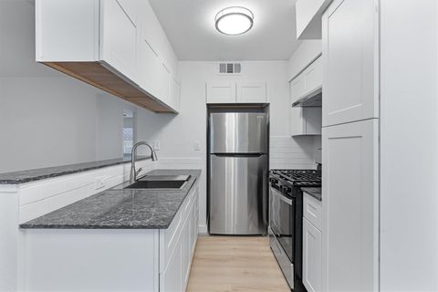 Photo of 2501 Manor CIR #A, Austin, TX 78723 (MLS # 4387227)