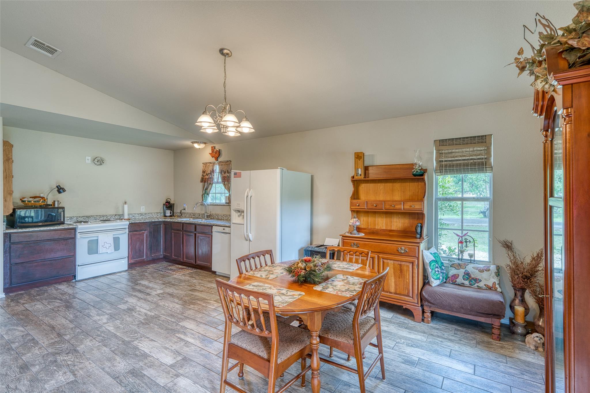 160 County Road 141
