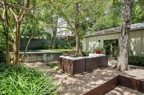 Tiny photo for 1001 Daniel DR, Austin, TX 78704 (MLS # 4454167)