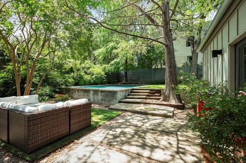 Photo of 1001 Daniel DR, Austin, TX 78704 (MLS # 4454167)