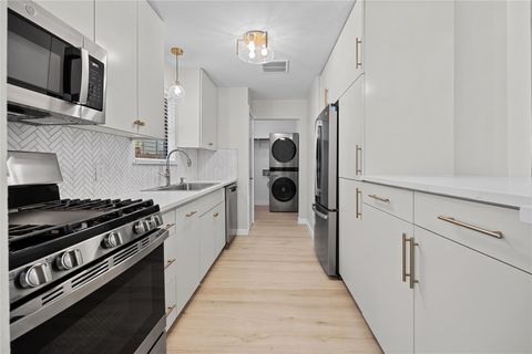 Tiny photo for 2102 E 8th ST, Austin, TX 78702 (MLS # 4521712)