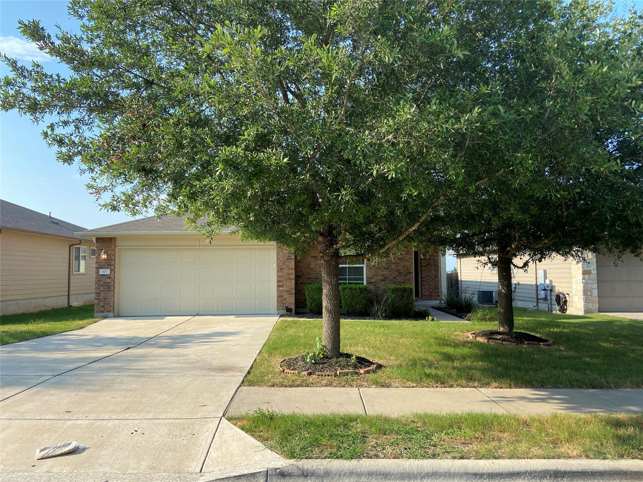107 Lavaca LOOP