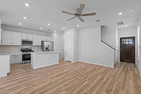 Tiny photo for 2200 Cornfield DR, Pflugerville, TX 78660 (MLS # 4375183)